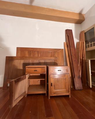 letto matrimoniale + 2 comodini