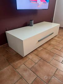Mobile porta TV