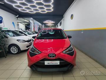 Toyota Aygo Connect 1.0 VVT-i 72 CV 5 porte x-fun 
