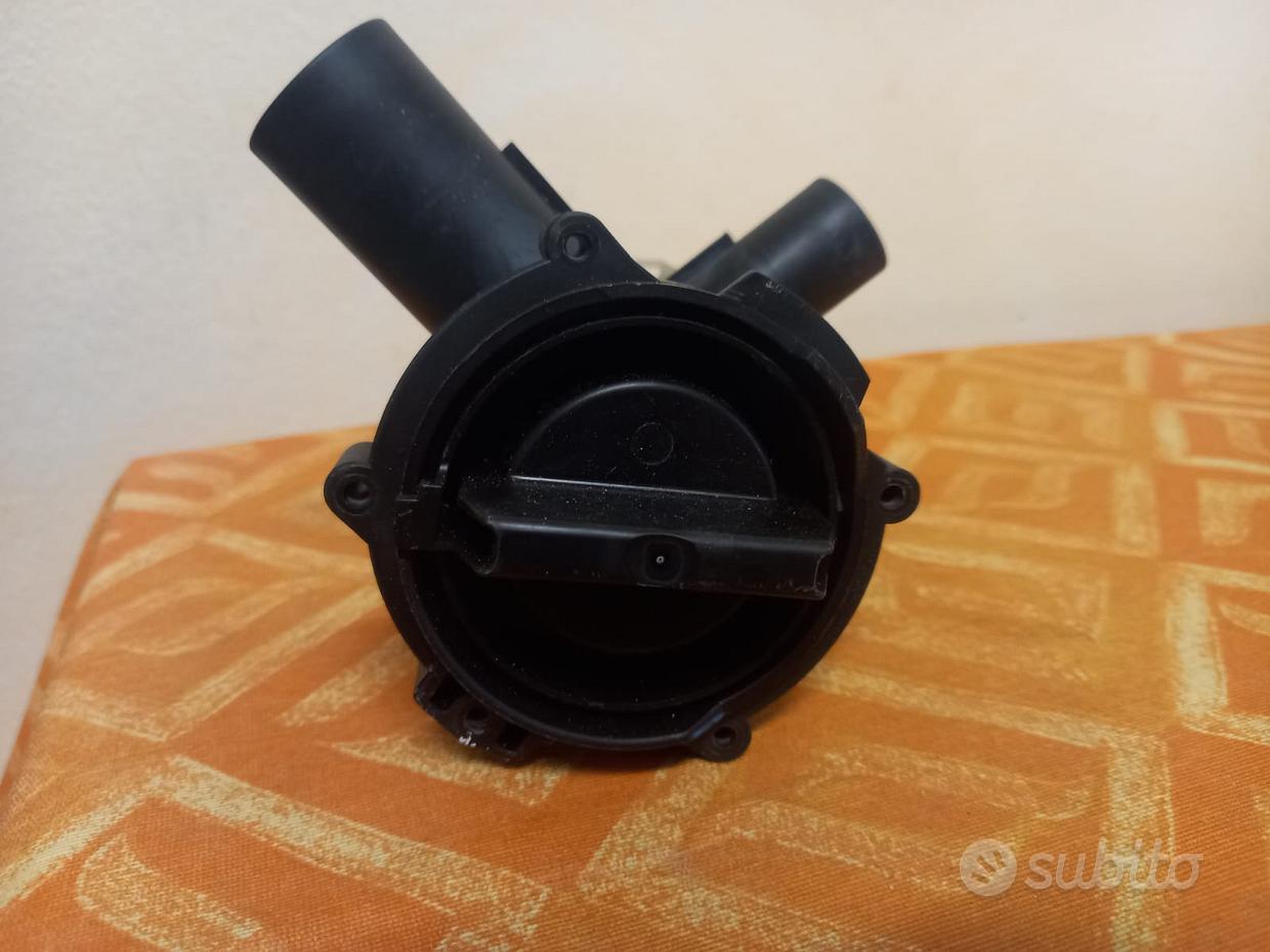 Pompa di scarico Lavatrice 00142154, 00144487 BOSCH