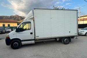 Renault master con gancio traino perfetto