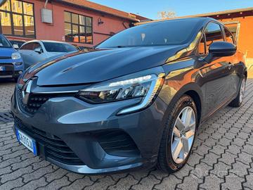 RENAULT Clio Full Hybrid E-Tech 140 CV Business