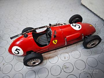 Modellini Ferrari Burago  1/18