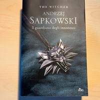 Libro The witcher il guardiano degli innocenti