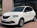 lancia-ypsilon-1-2-69-cv-5-porte-silver-neopatenta