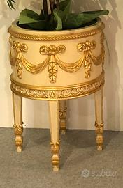 Fioriera in legno massello  avorio e foglia oro