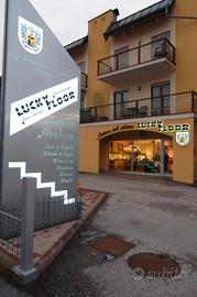 Edificio oppure attività