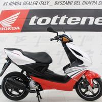 YAMAHA AEROX 50 R KM 12432