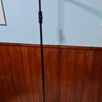 LAMPADA DIMMERABILE A PIANTANA. FUORIGROTTA.