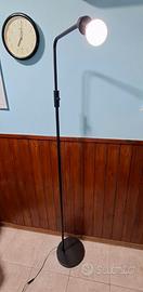 LAMPADA DIMMERABILE A PIANTANA. FUORIGROTTA.