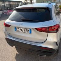 MERCEDES GLA 200