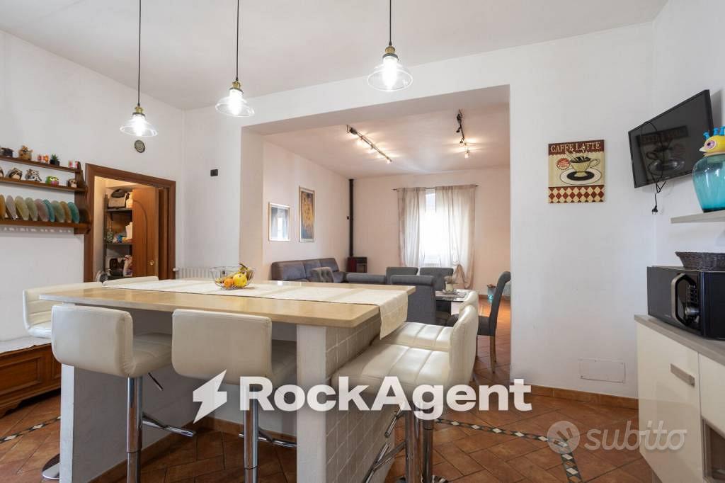 Apartment in Livorno, Consiglio di Zona 6 - Altro