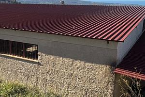 Struttura capannone / tettoia in lamiera e ferro