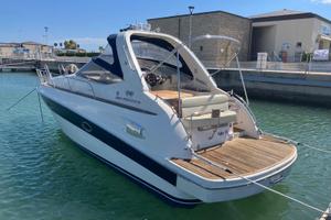 BAVARIA 300 SPORT – 2x Volvo Penta 220 HP – 780 or