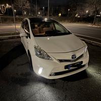 Toyota prius  plus