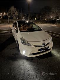 Toyota prius  plus