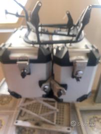 Valige originali harley davdson con staffe per pan