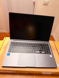 Samsung Galaxy Book5 15.6"