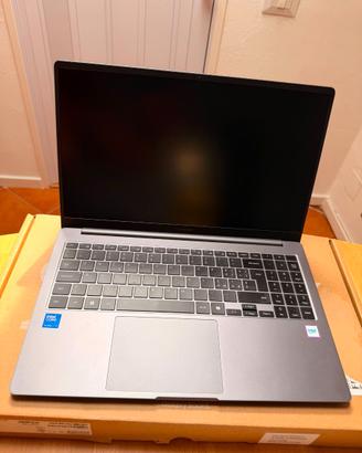 Samsung Galaxy Book5 15.6"