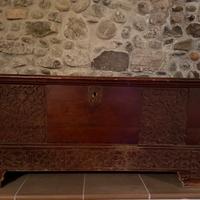 Cassapanca in  noce XX secolo