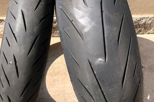 Gomme stradali sportive