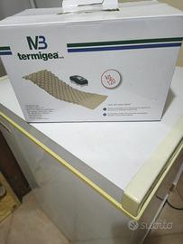 Letto con motore elettrico, materassi, sollevatore