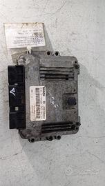 CENTRALINA MOTORE RENAULT Trafic Combi 0281011890/