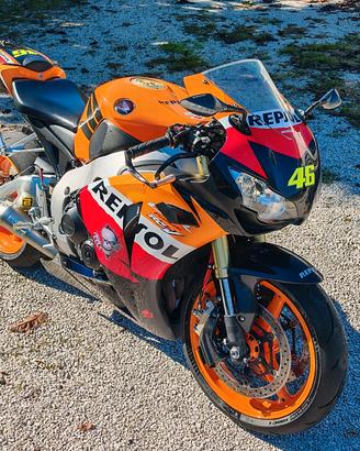 HONDA CBR 1000 RR REPSOL