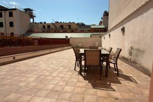 Appartamento di 100 m² con 3 locali a Palermo