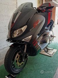  Tmax 2002 a carburatore (unico )