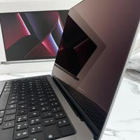 Macbook M2 Pro 14” (PERFETTO IN TUTTO)
