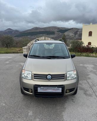 FIAT Panda 1.3 MJT 16V 4x4 Climbing