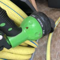 Annaffiatoio con carrello