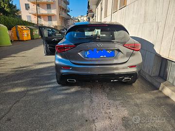 infiniti q30 15d dct premium 