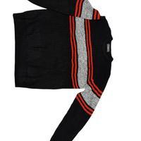 Maglione di lana con particolarità