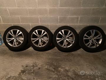 Cerchi in lega con gomme invernali 205 / 55 / R16