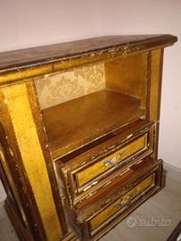 Comodino antico laccato oro stile veneziano