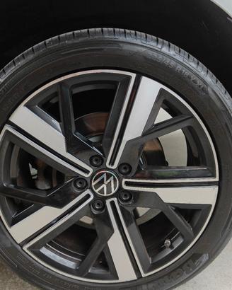 Pneumatici Estivi 225/45 r18 95Y