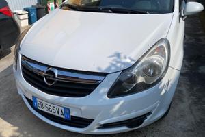 Opel Corsa 1.2 80CV 3 porte GPL-TECH Edition