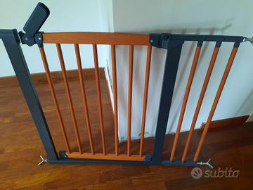 cancelletto scale in legno e metallo