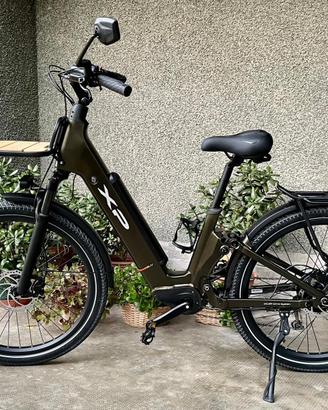 Bicicletta pedalata assistita XP City suv trekking