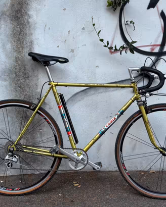 Gravel su base vintage
