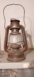 Lume A petrolio 