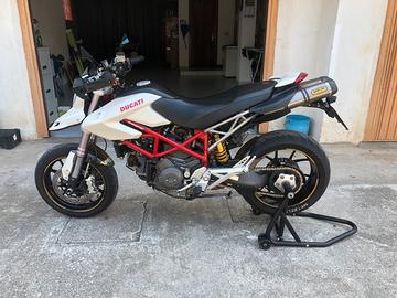 Ducati Hypermontard 1100