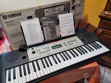 pianola yamaha ypt 260