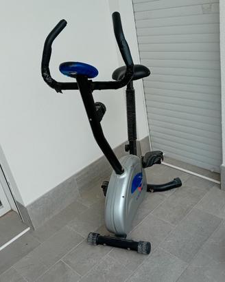 Bicicletta non pieghevole da camera