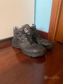 Scarpe antinfortunistiche U-Power Tg. 43 nuove