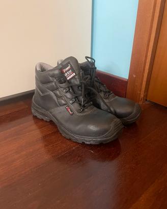 Scarpe antinfortunistiche U-Power Tg. 43 nuove