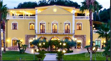 Prestigiosa villa con splendida vista