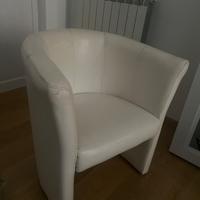 Poltroncina ecopelle bianca